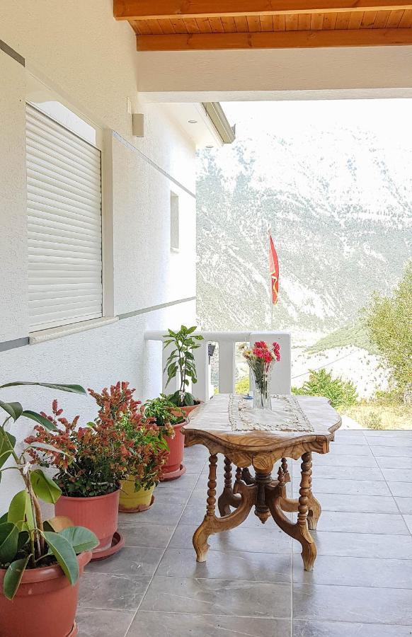 Villa Goliku Peshtan Exterior photo
